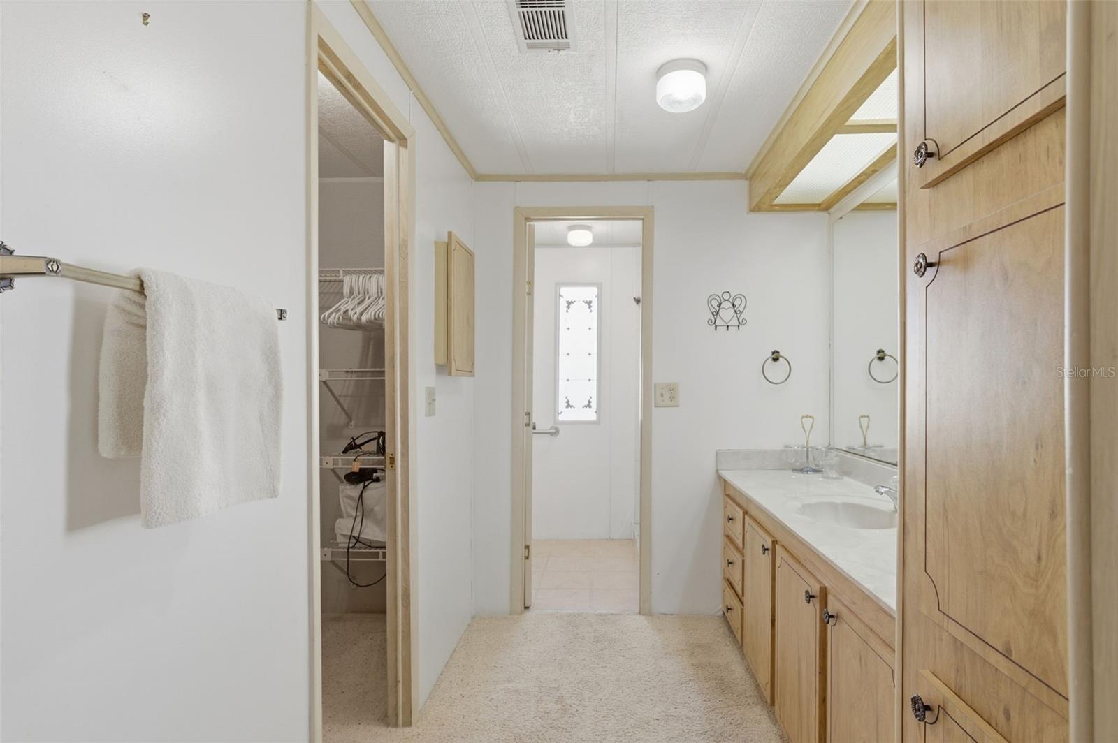 Image 35 of 49 For 2028 Hilo Drive