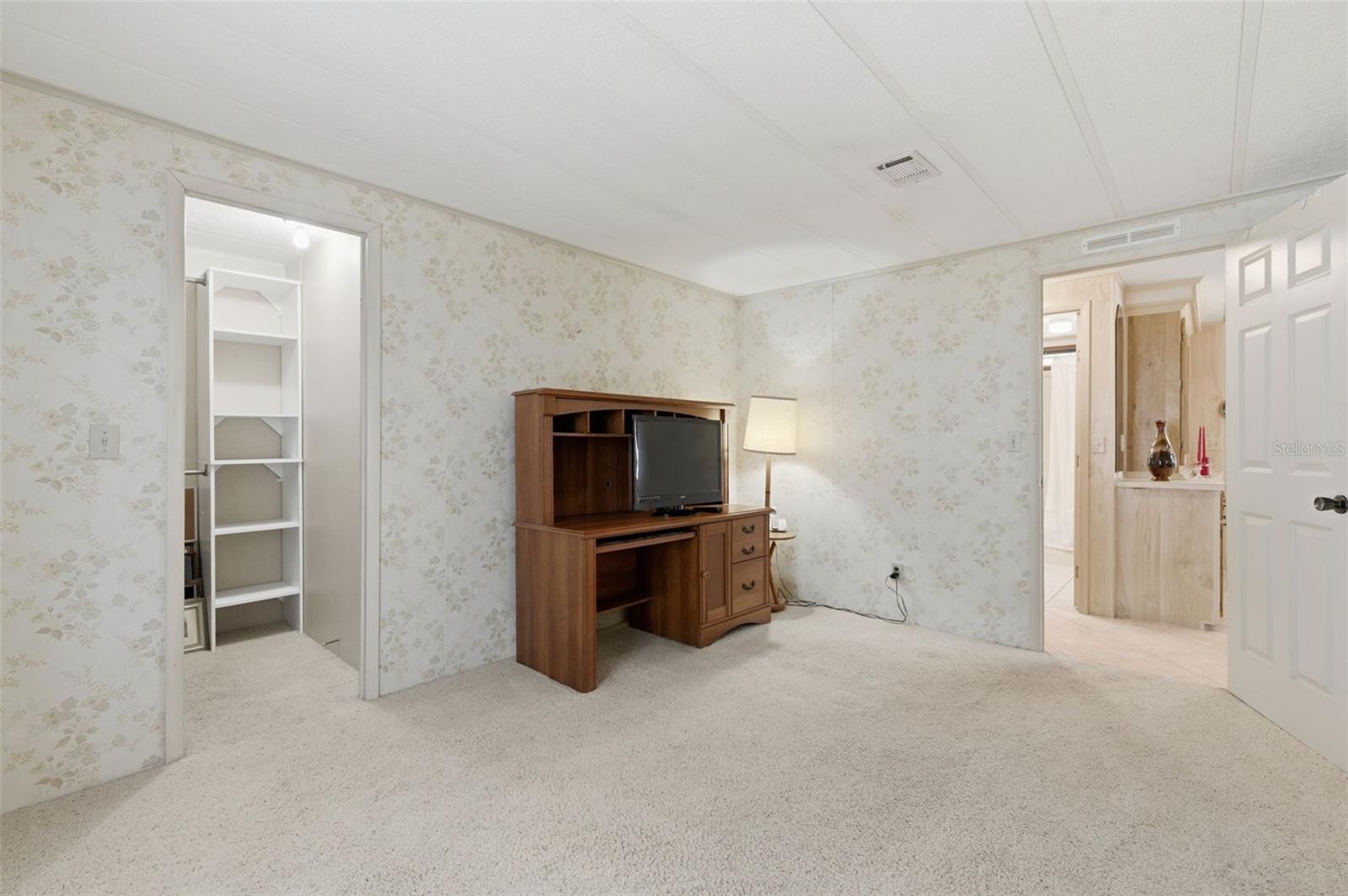 Image 39 of 49 For 2028 Hilo Drive