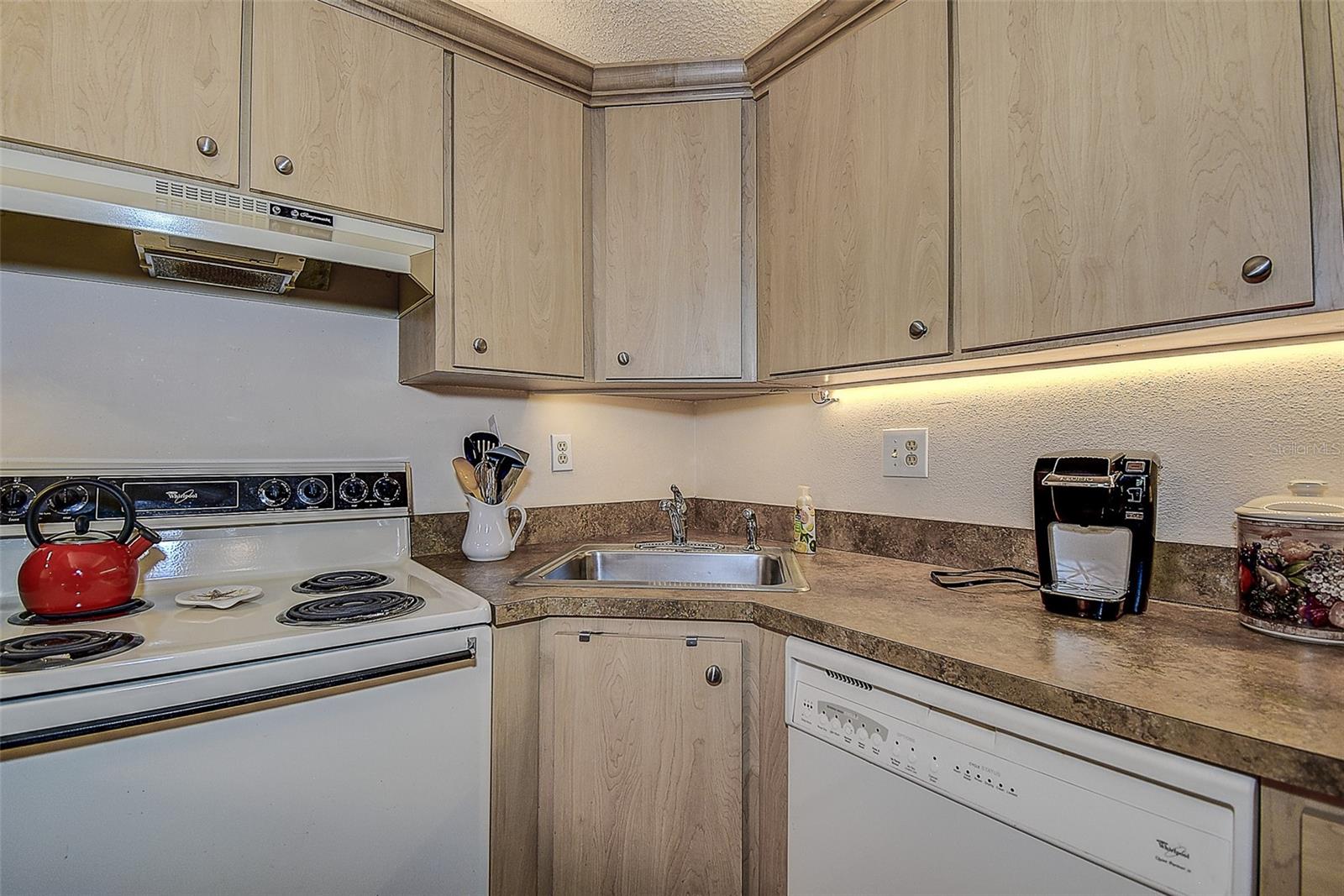 Image 10 of 33 For 3125 Lake Pine Way B1