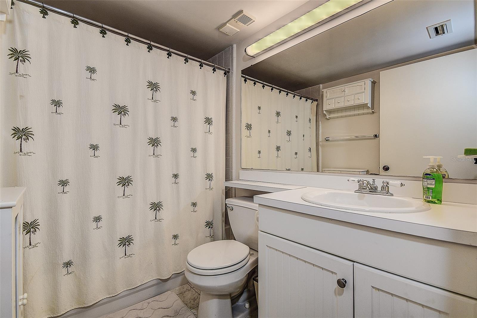 Image 14 of 33 For 3125 Lake Pine Way B1