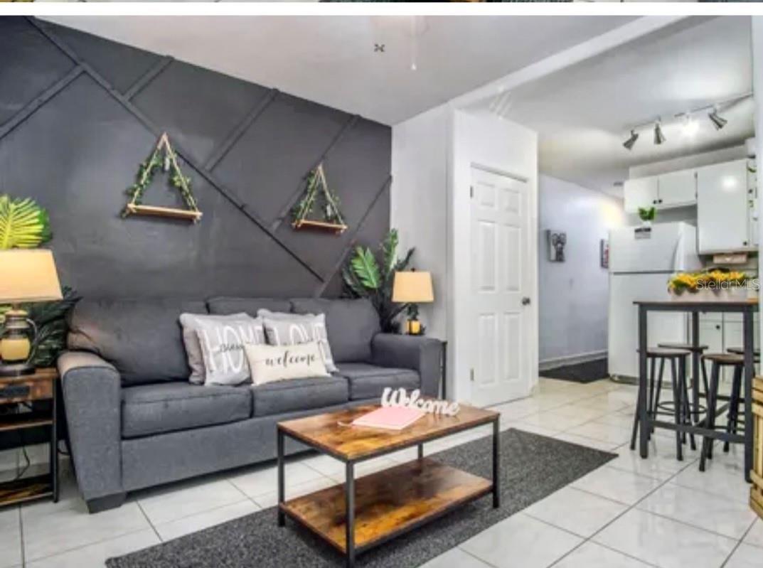 Image 20 of 48 For 1119 Simonton Street A1, A2, C1