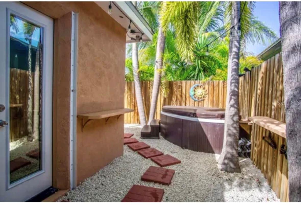 Image 28 of 48 For 1119 Simonton Street A1, A2, C1