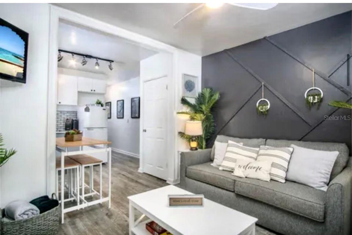 Image 5 of 48 For 1119 Simonton Street A1, A2, C1