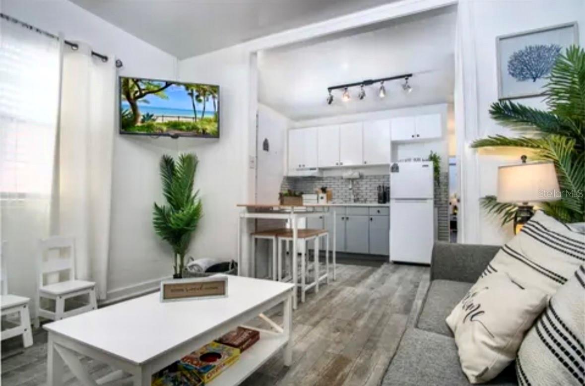 Image 6 of 48 For 1119 Simonton Street A1, A2, C1