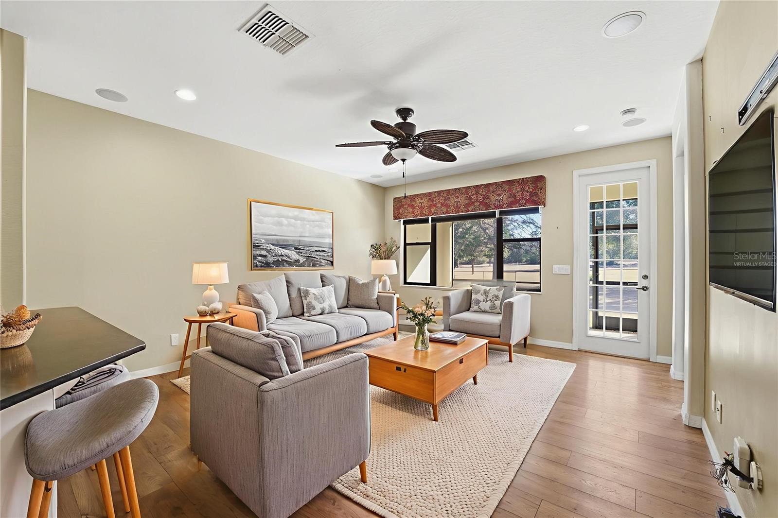 Image 12 of 52 For 9255 Southern Charm Circle