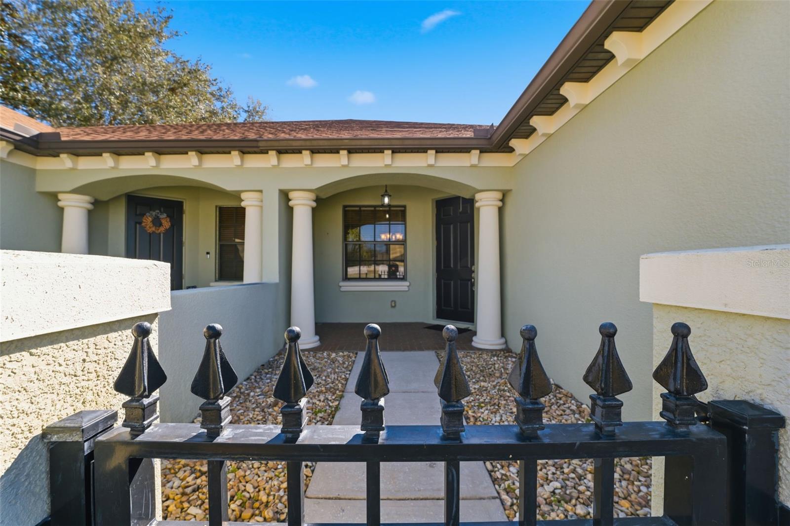 Image 3 of 52 For 9255 Southern Charm Circle