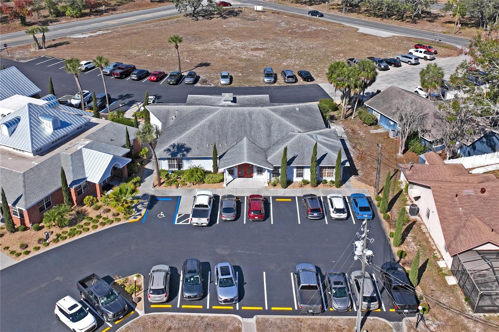 Image 5 of 18 For 5300 Spring Hill Drive