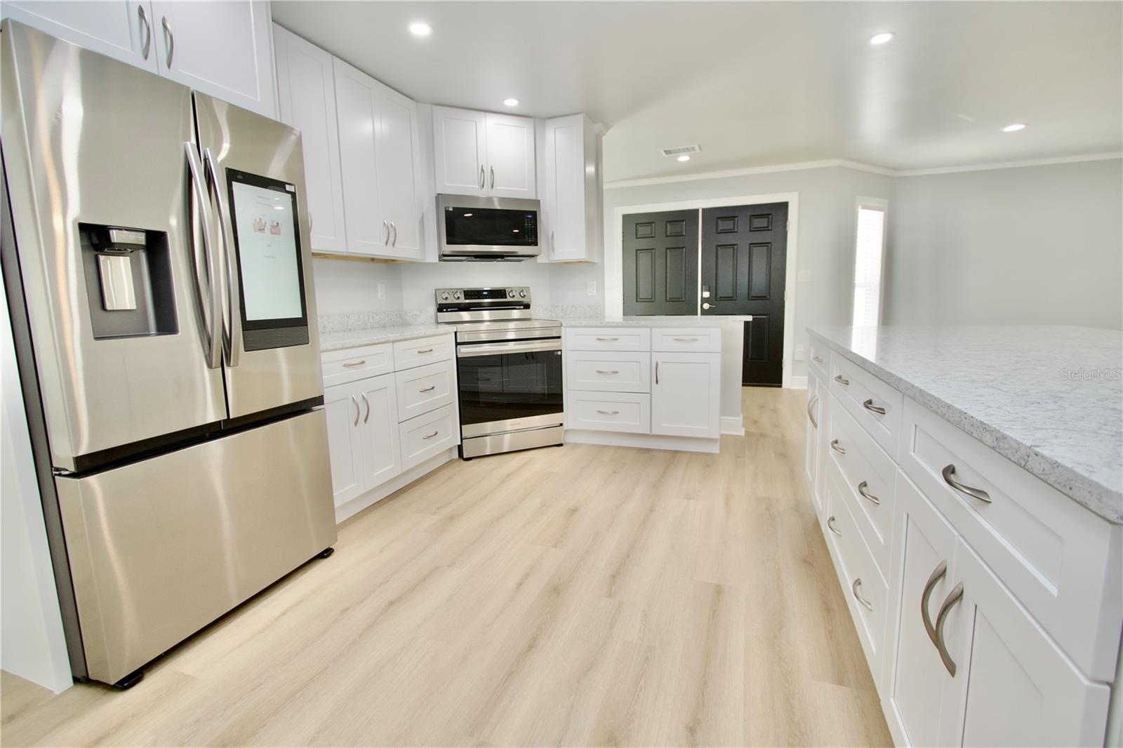 Image 12 of 37 For 5339 Bowline Bend