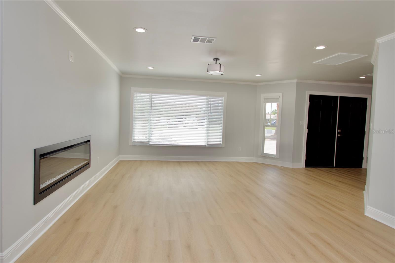 Image 18 of 37 For 5339 Bowline Bend