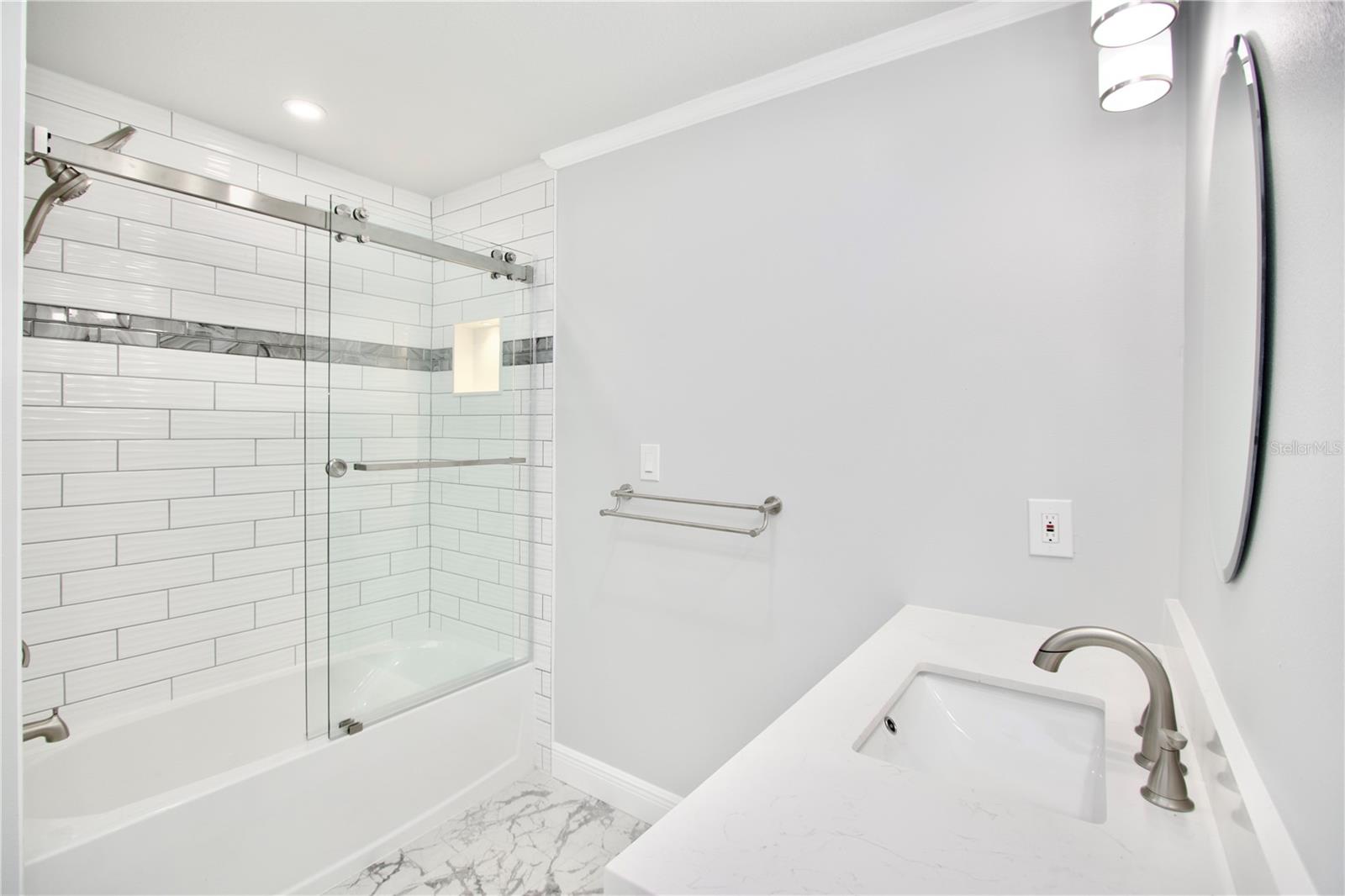 Image 30 of 37 For 5339 Bowline Bend