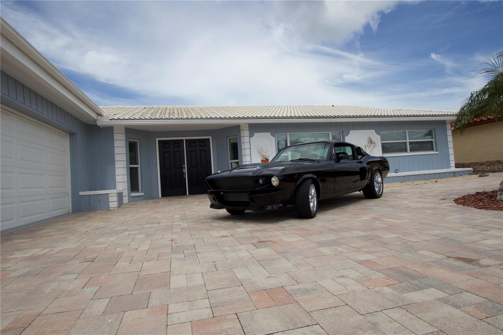 Image 8 of 37 For 5339 Bowline Bend