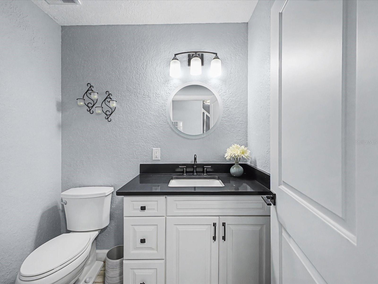 Image 19 of 56 For 24420 Lanark Road