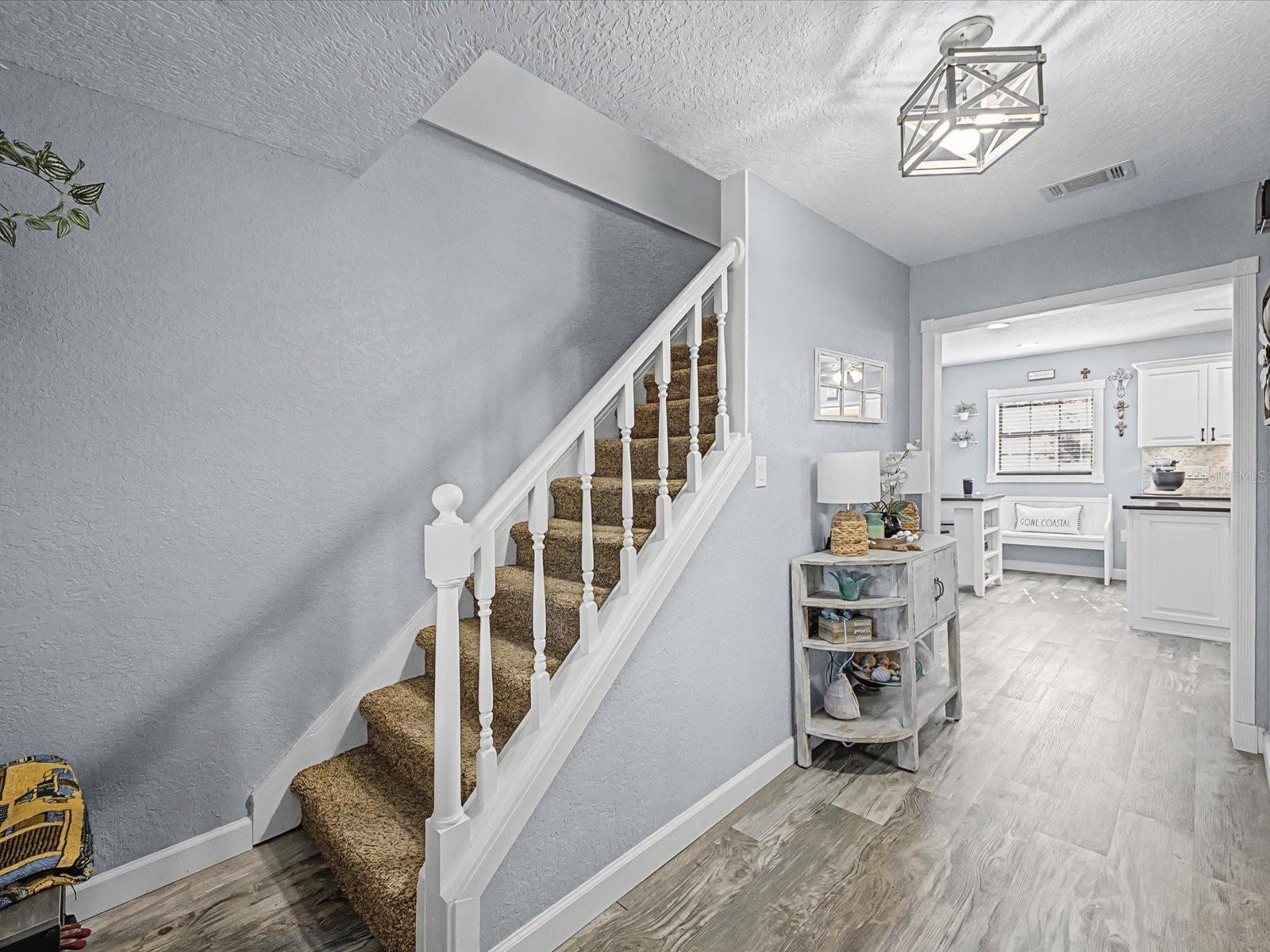 Image 20 of 56 For 24420 Lanark Road