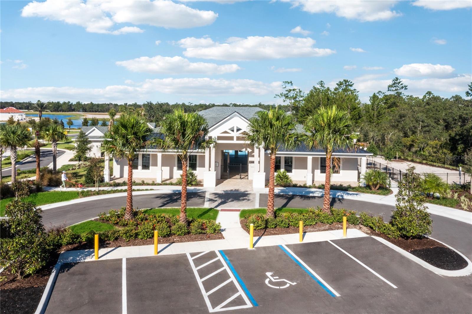 Listing photo id 20 for 1629 Lake Reserve Drive