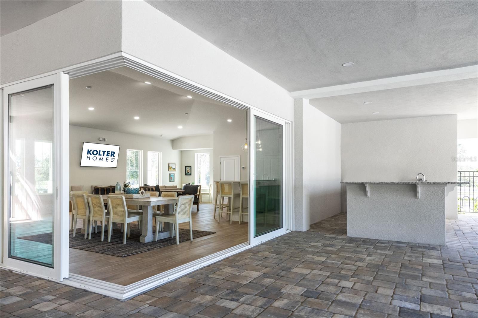 Listing photo id 23 for 1629 Lake Reserve Drive