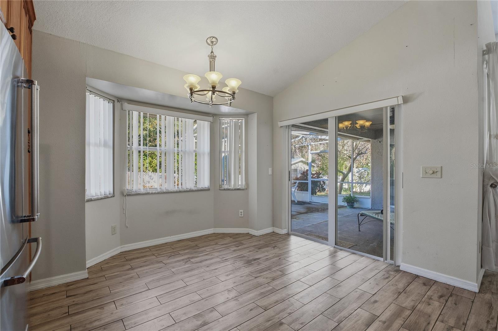 Image 13 of 34 For 4874 Mill Run Drive