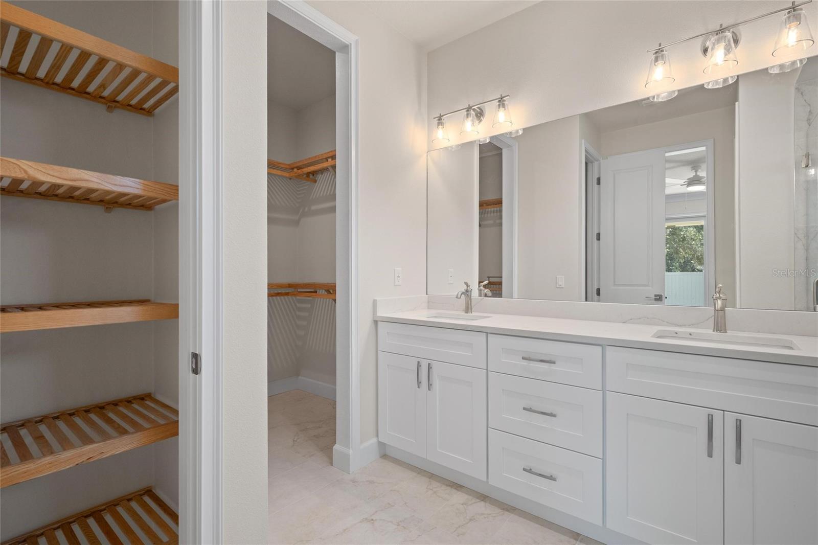 Image 15 of 42 For 199 Live Oak Street