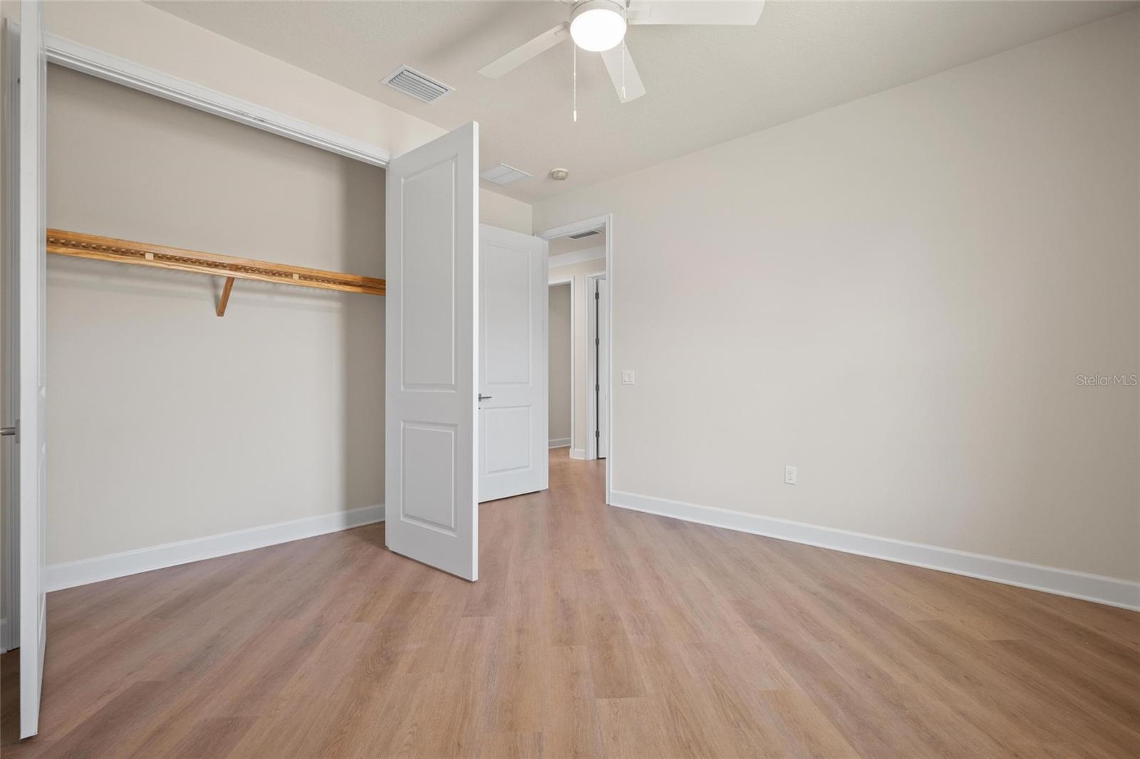 Image 19 of 42 For 199 Live Oak Street