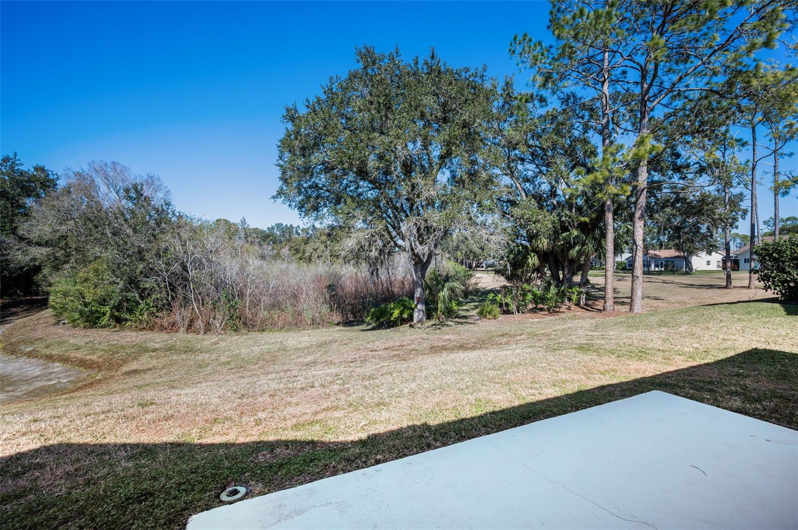 Image 37 of 77 For 9625 Oakwood Hills Court