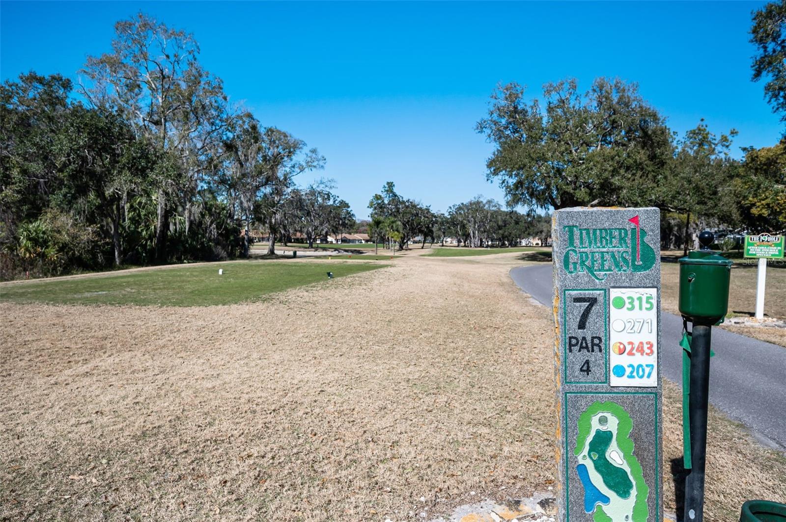 Image 40 of 77 For 9625 Oakwood Hills Court