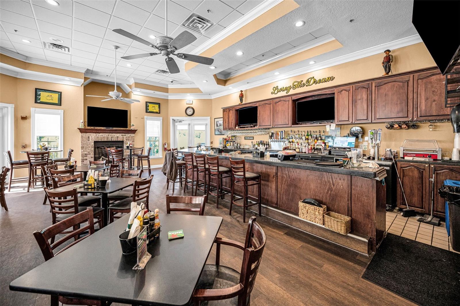 Image 63 of 77 For 9625 Oakwood Hills Court