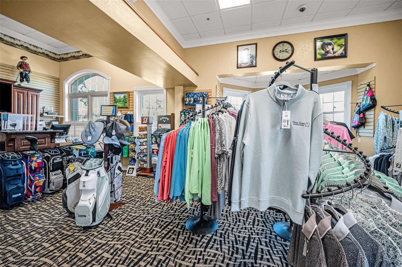 Image 65 of 77 For 9625 Oakwood Hills Court