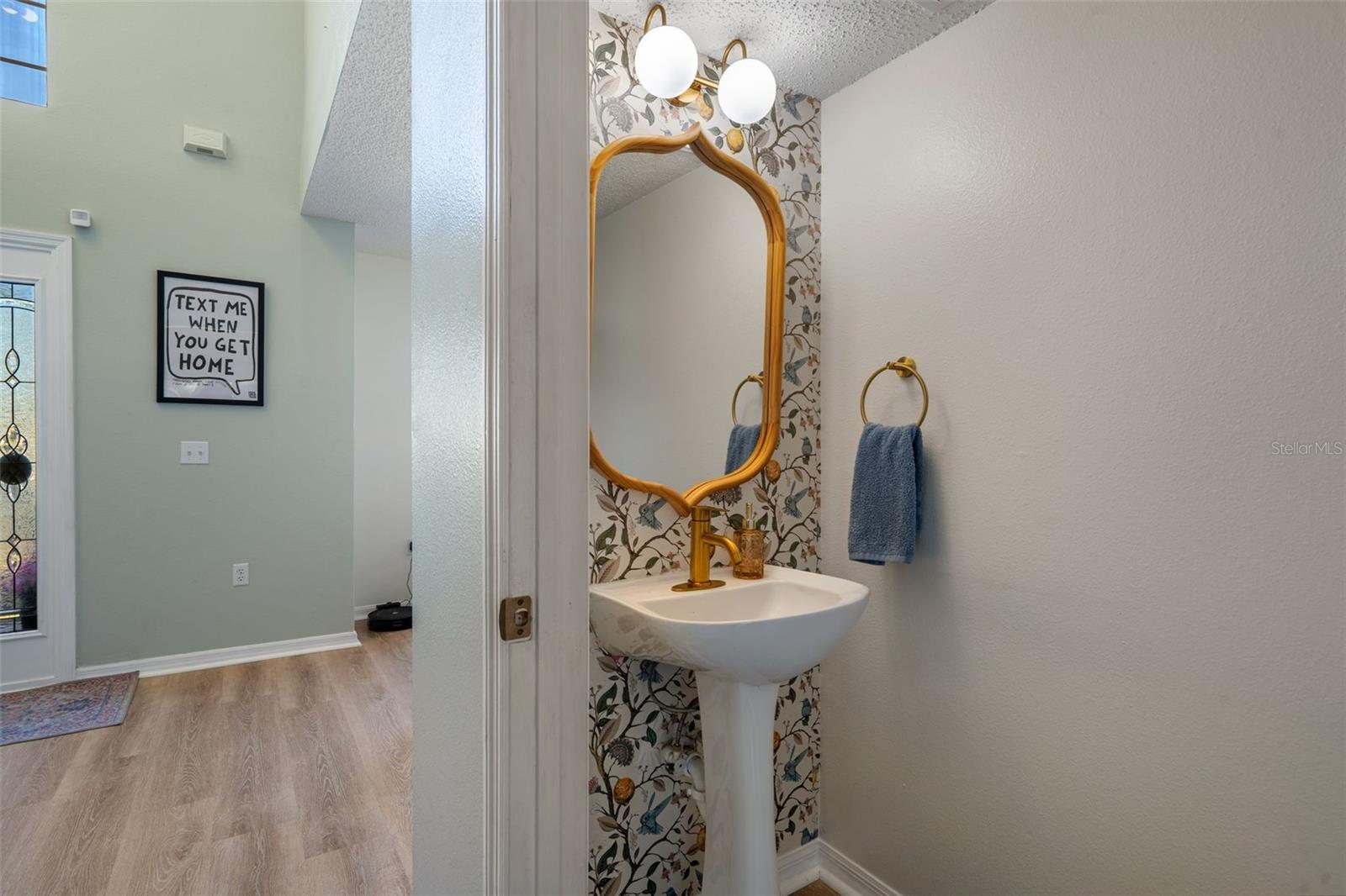 Image 13 of 46 For 11258 Lomita Wren Road