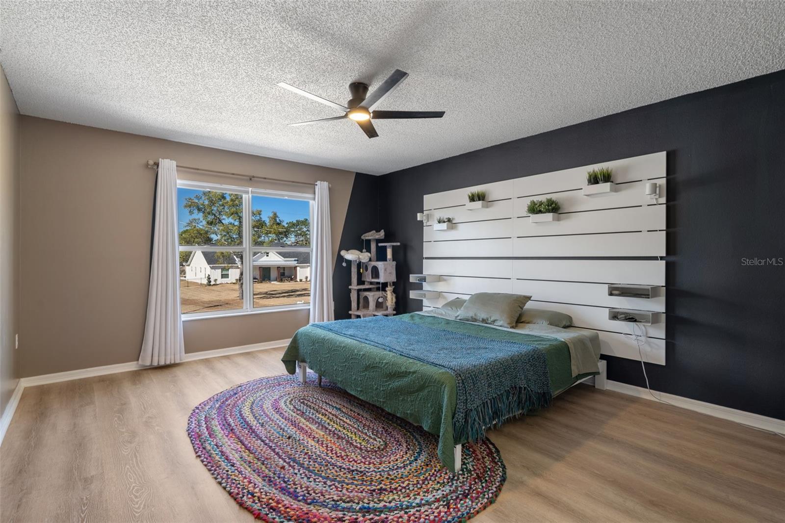 Image 25 of 46 For 11258 Lomita Wren Road