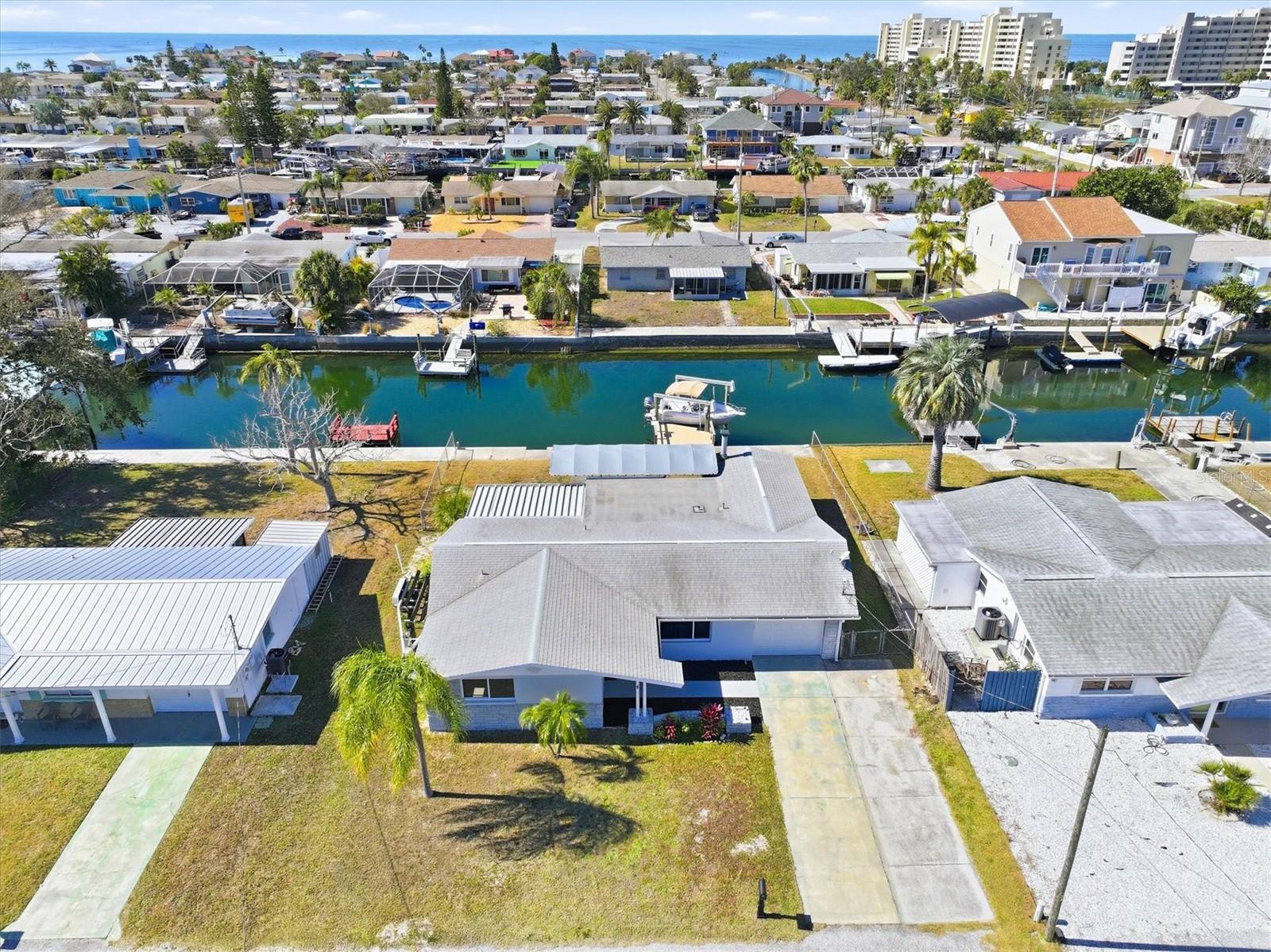 Image 10 of 62 For 13701 Maria Drive