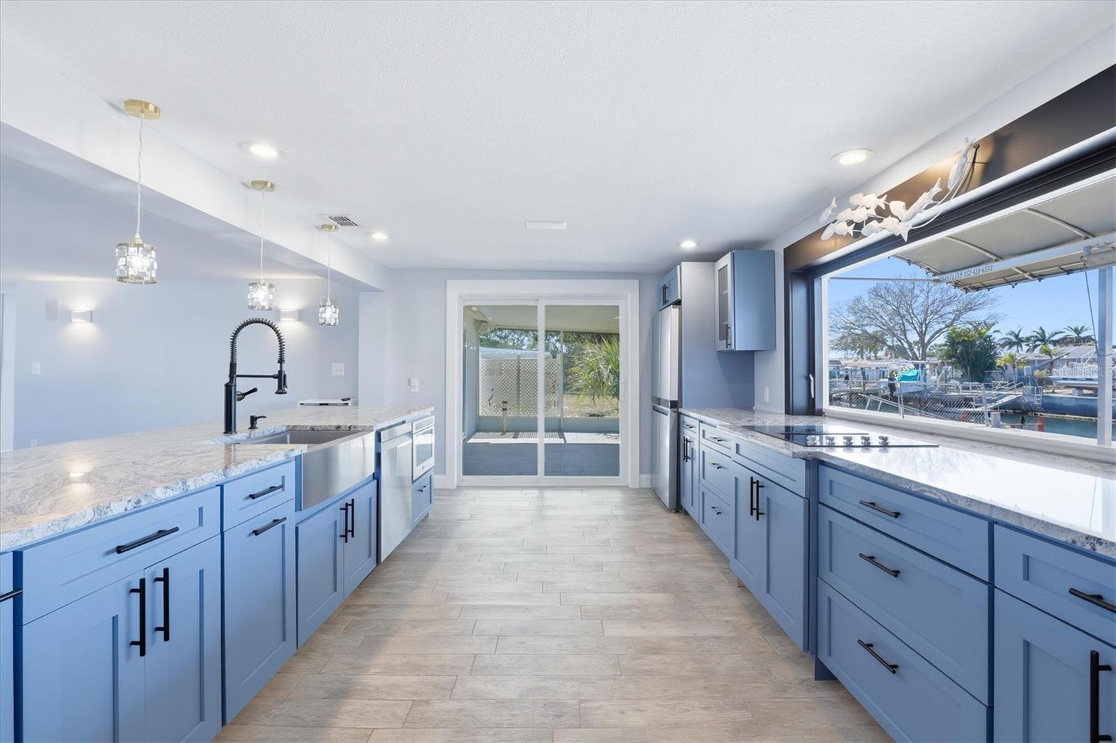 Image 19 of 62 For 13701 Maria Drive