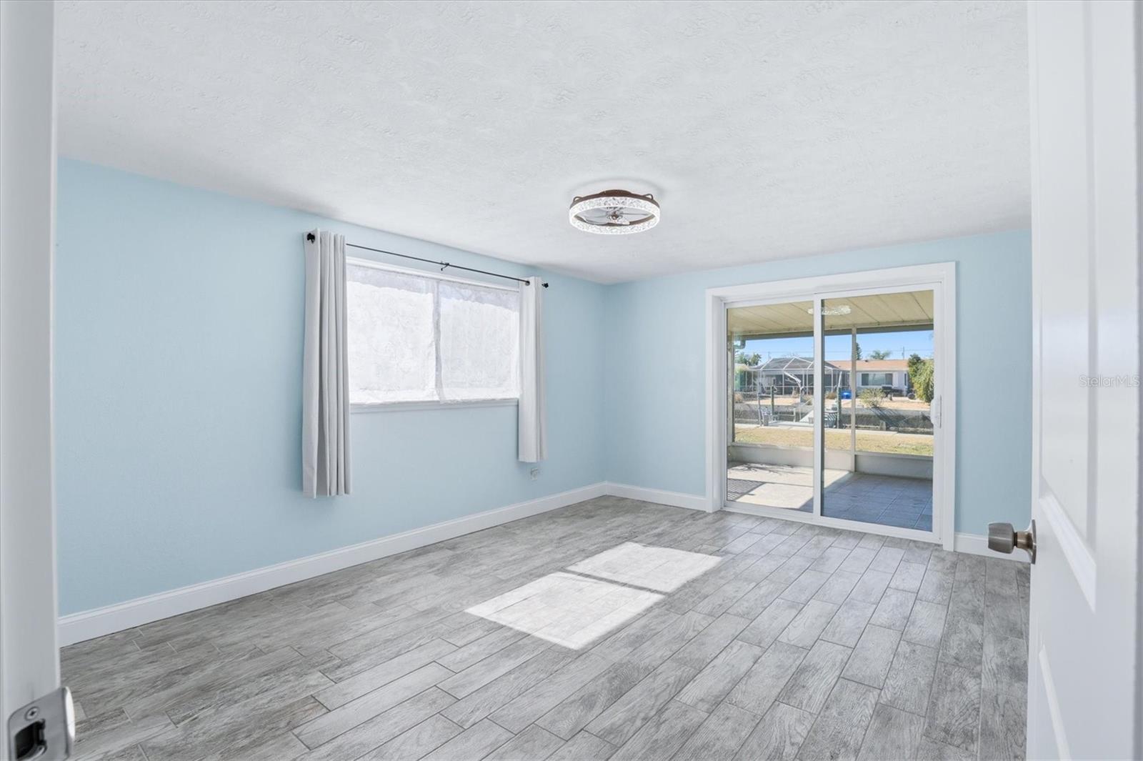 Image 29 of 62 For 13701 Maria Drive