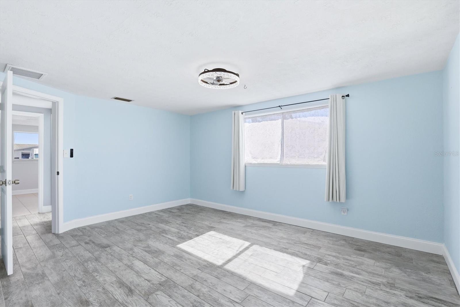 Image 30 of 62 For 13701 Maria Drive