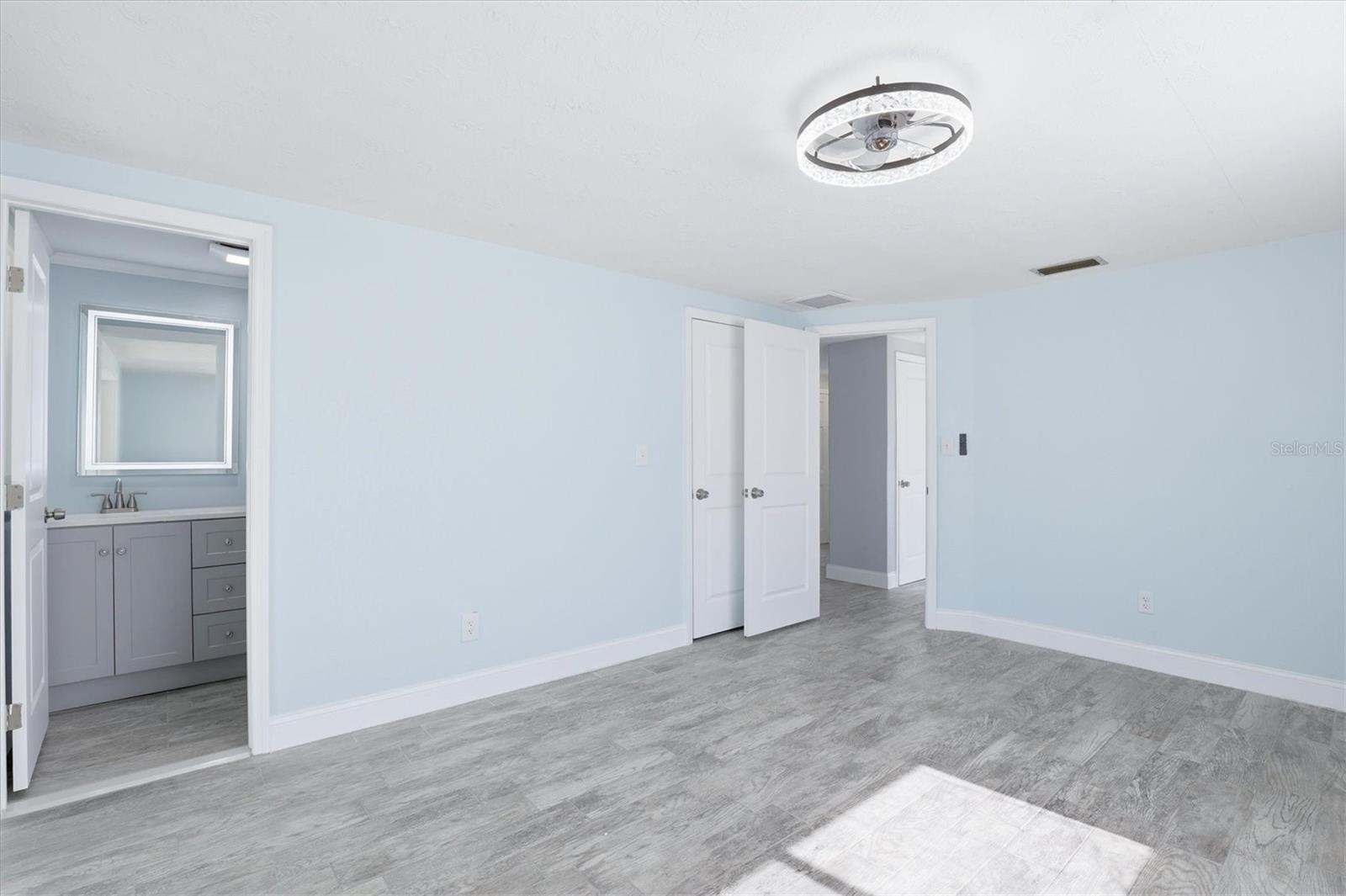 Image 31 of 62 For 13701 Maria Drive