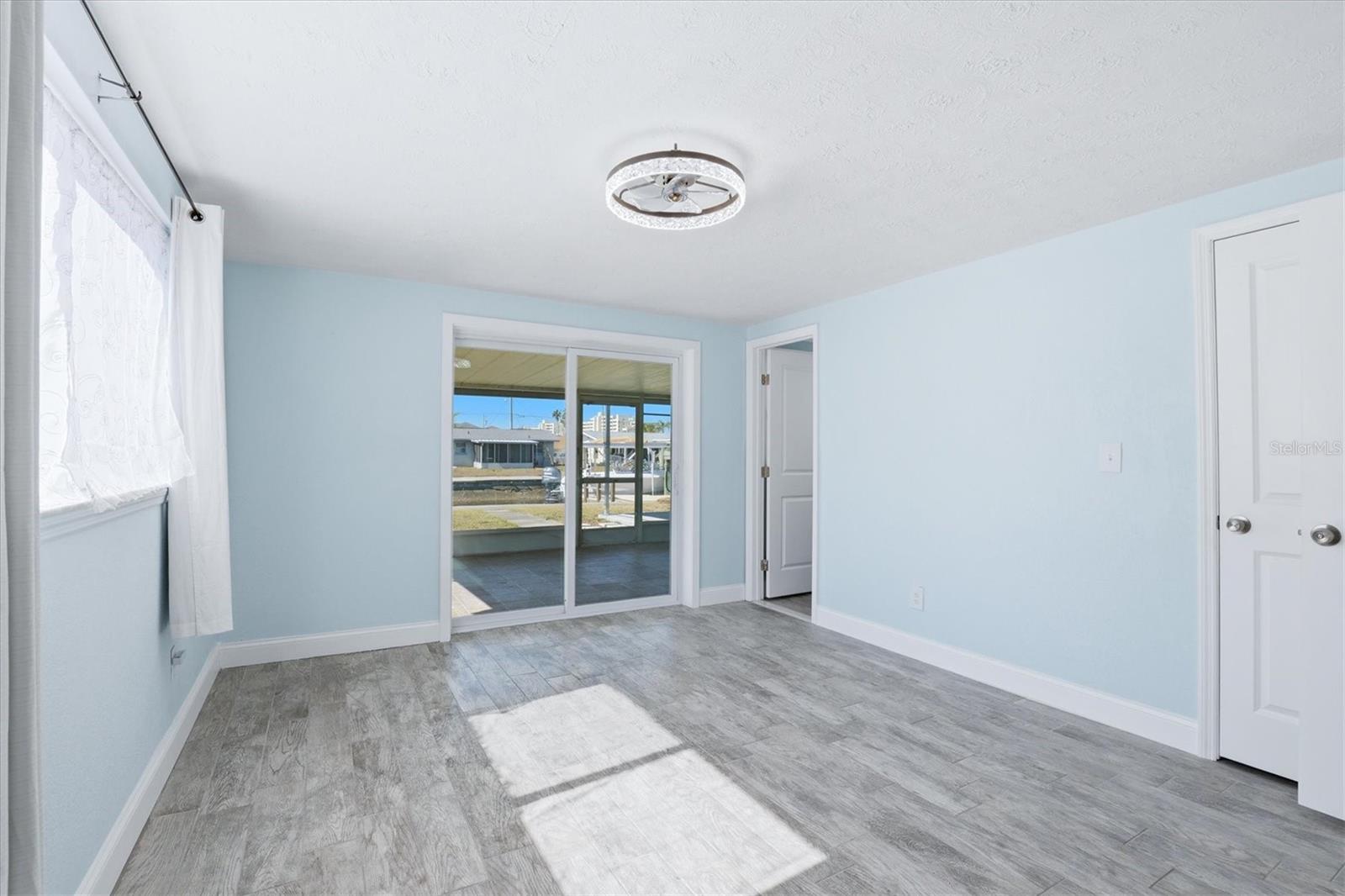 Image 32 of 62 For 13701 Maria Drive
