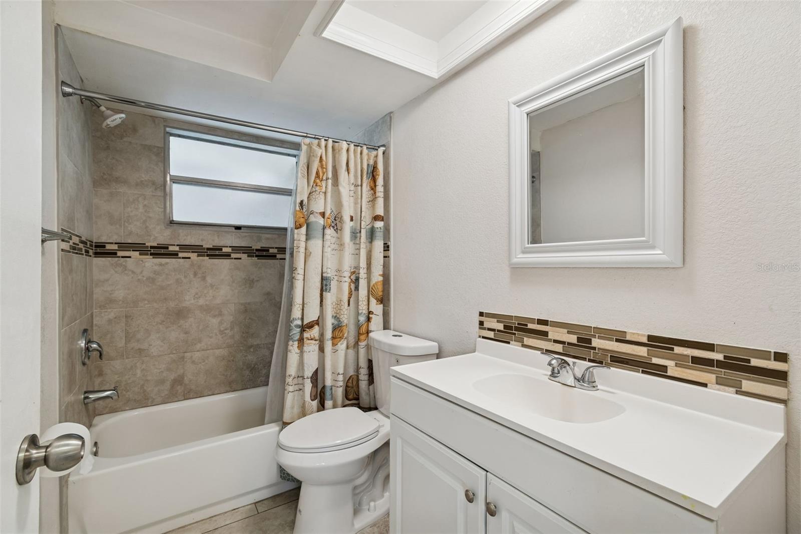 Image 17 of 26 For 7518 Sequoia Drive