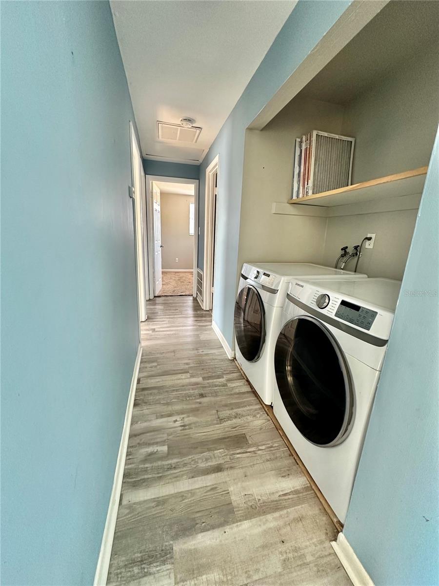 Image 11 of 21 For 9489 Century Drive