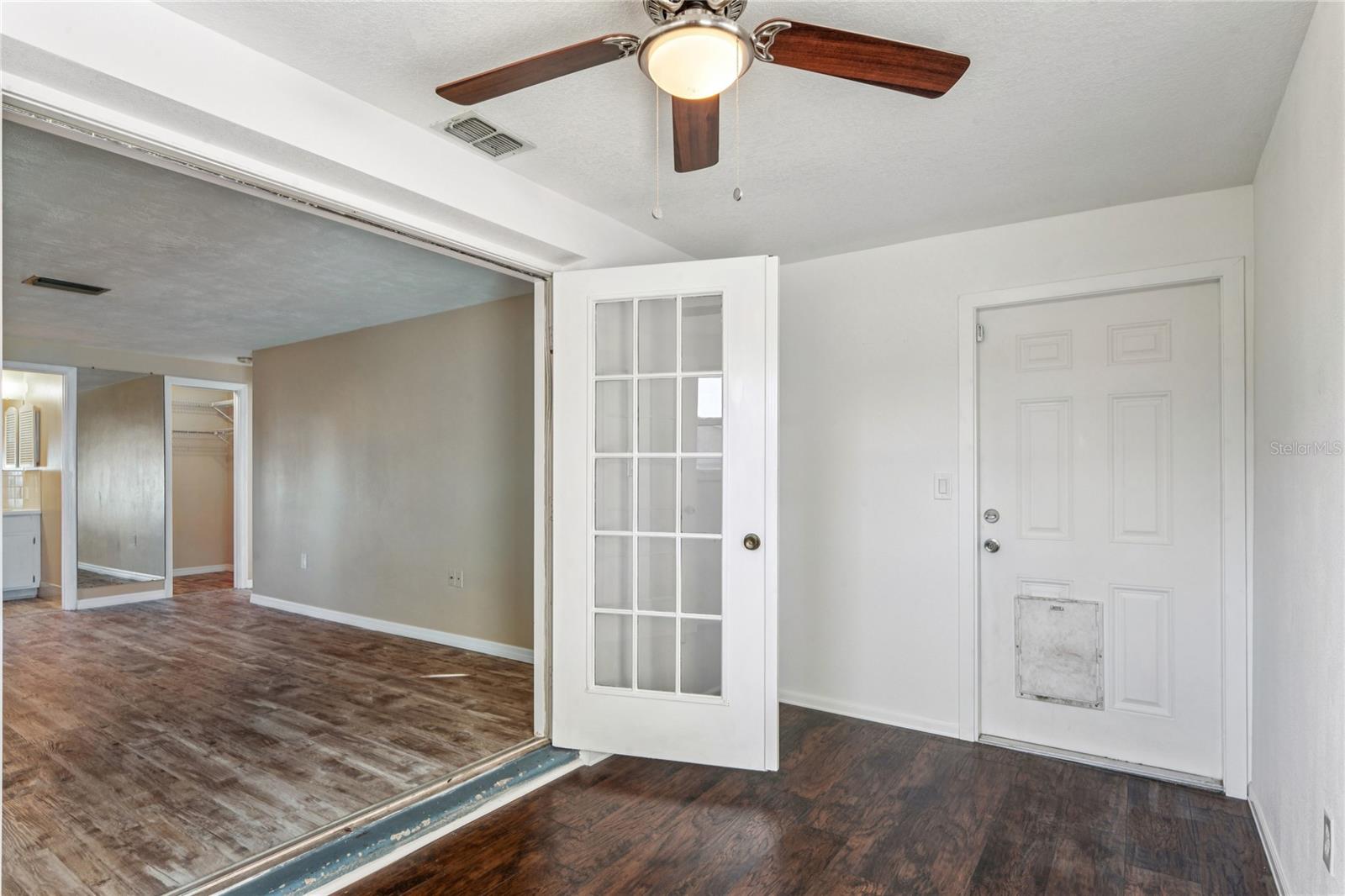 Image 11 of 26 For 6724 Crossbow Lane