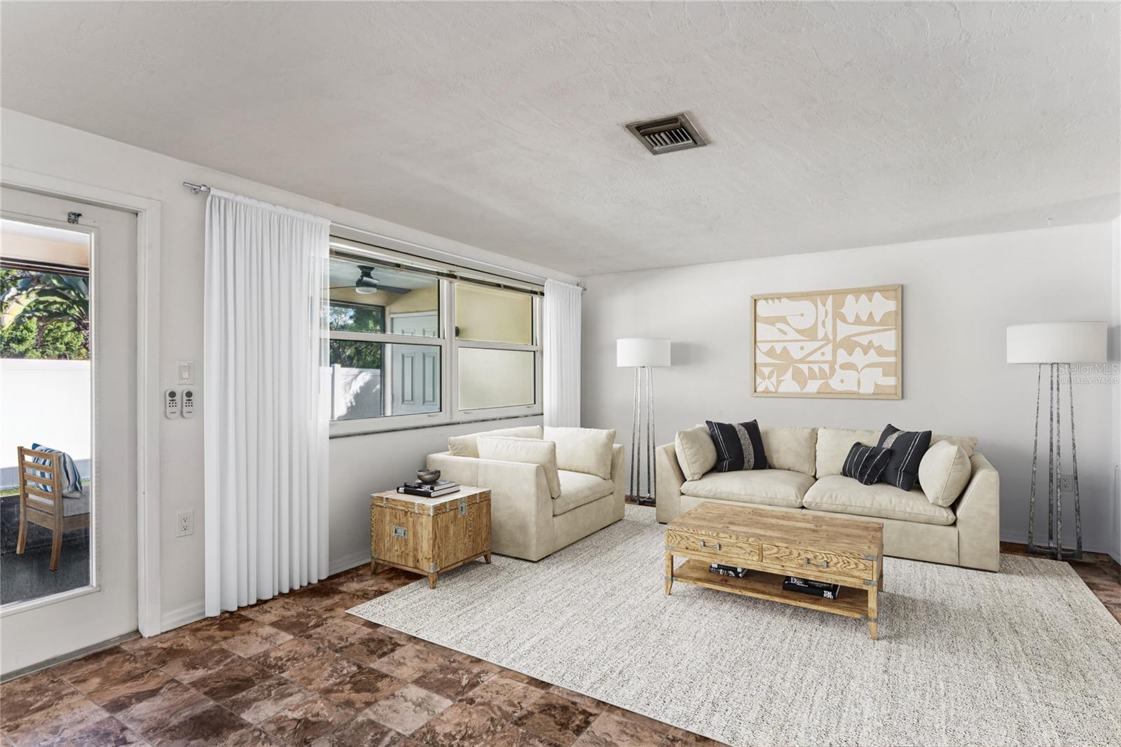 Image 3 of 26 For 6724 Crossbow Lane