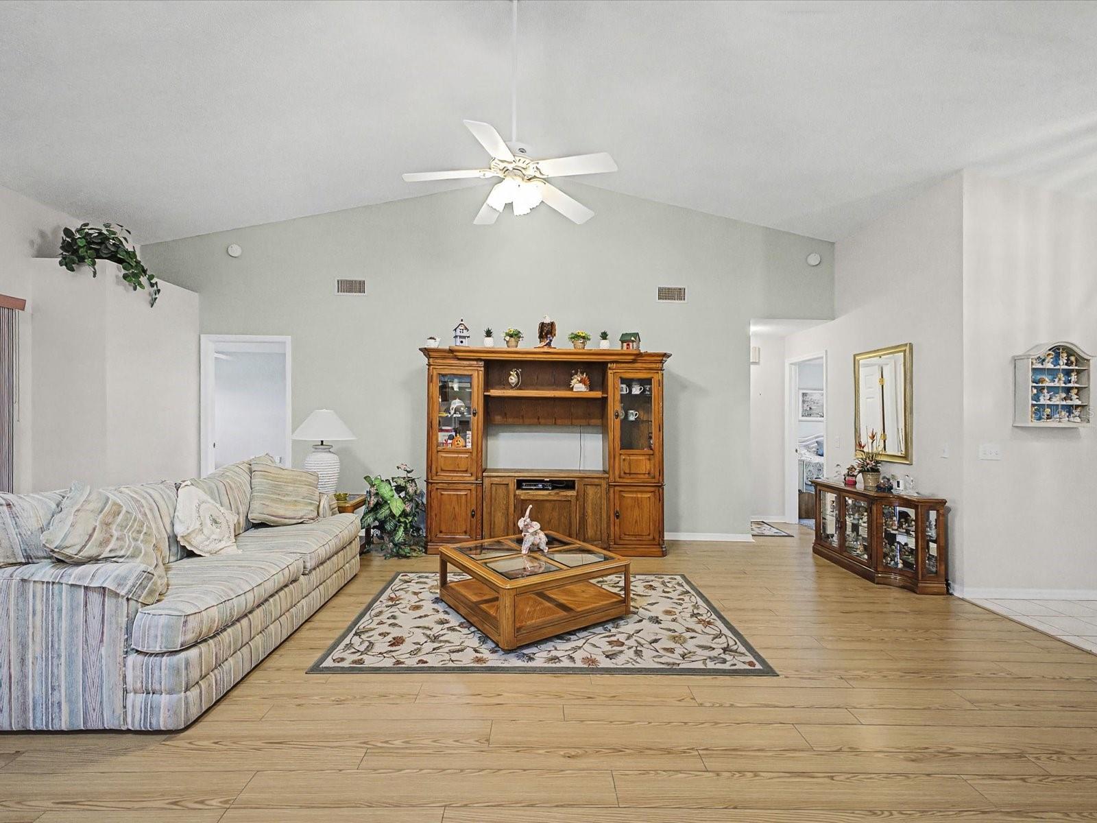 Image 4 of 52 For 11625 Baronwood Court