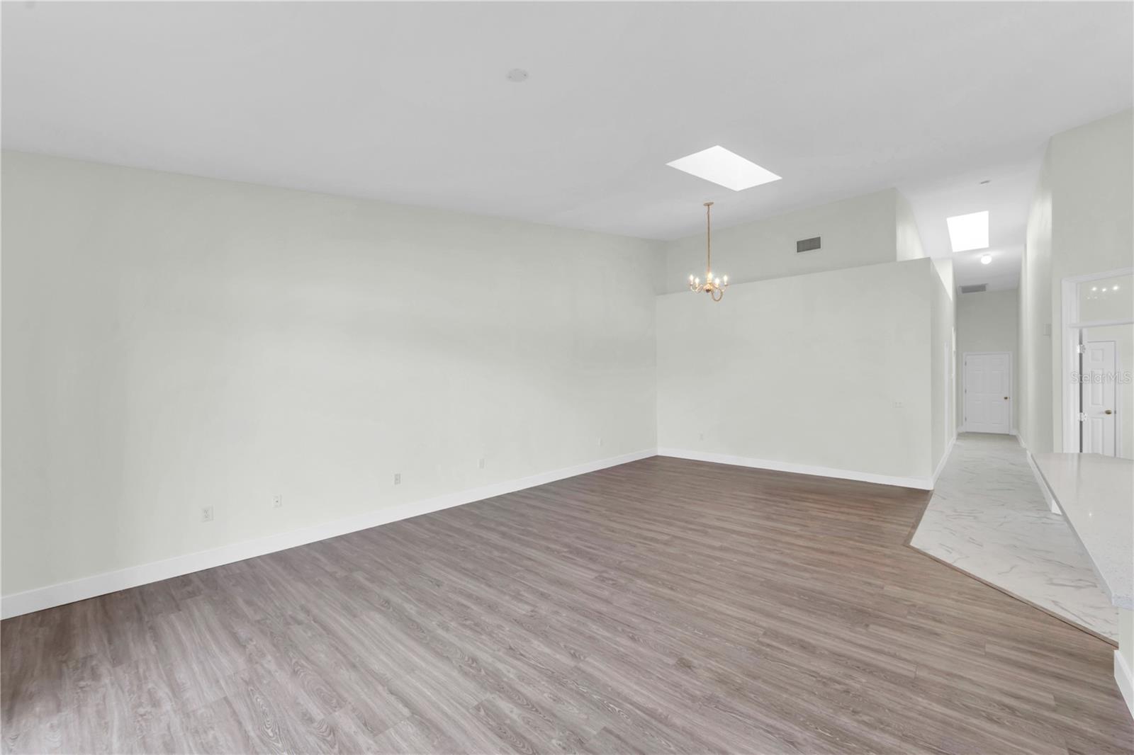 Image 12 of 43 For 1763 Arabian Lane