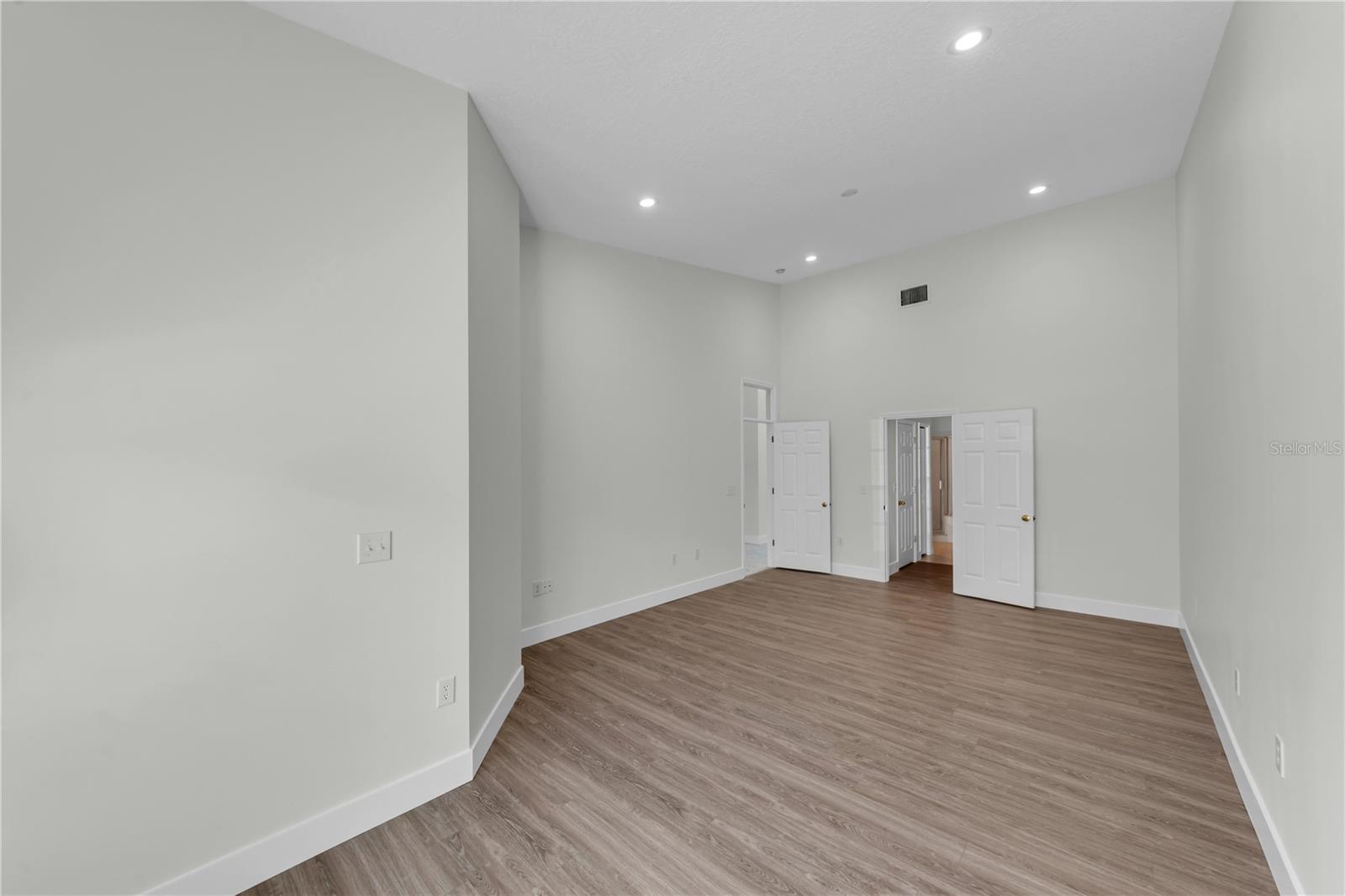 Image 15 of 43 For 1763 Arabian Lane