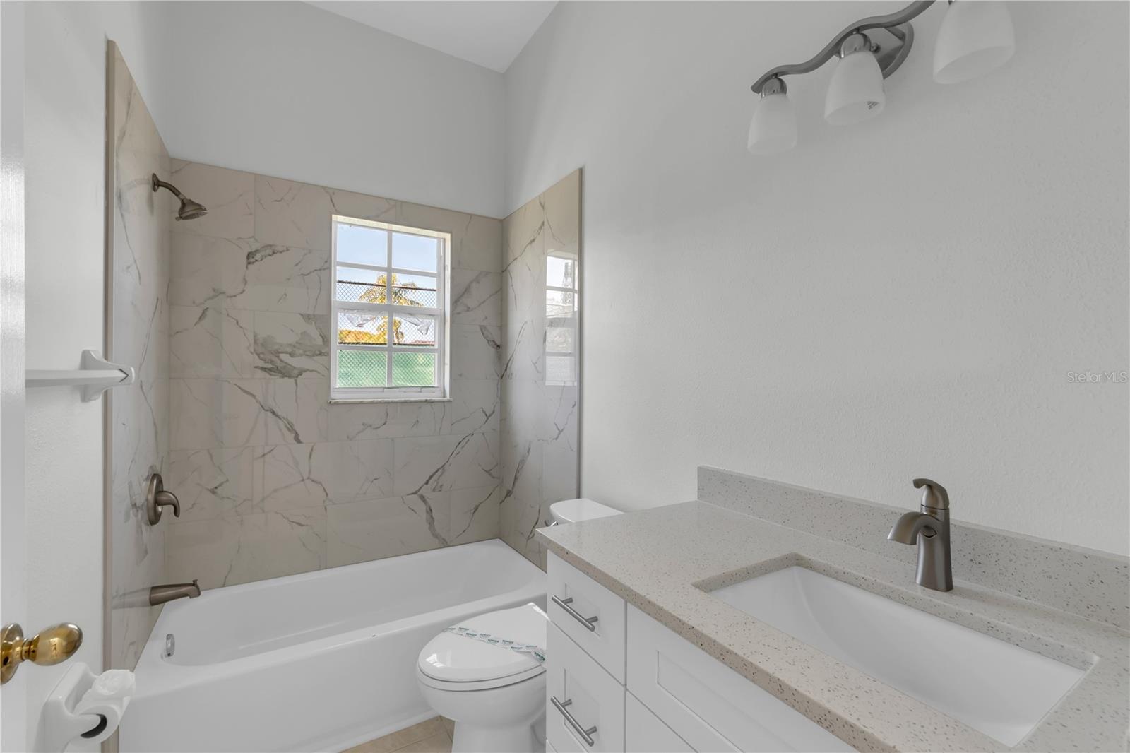 Image 23 of 43 For 1763 Arabian Lane