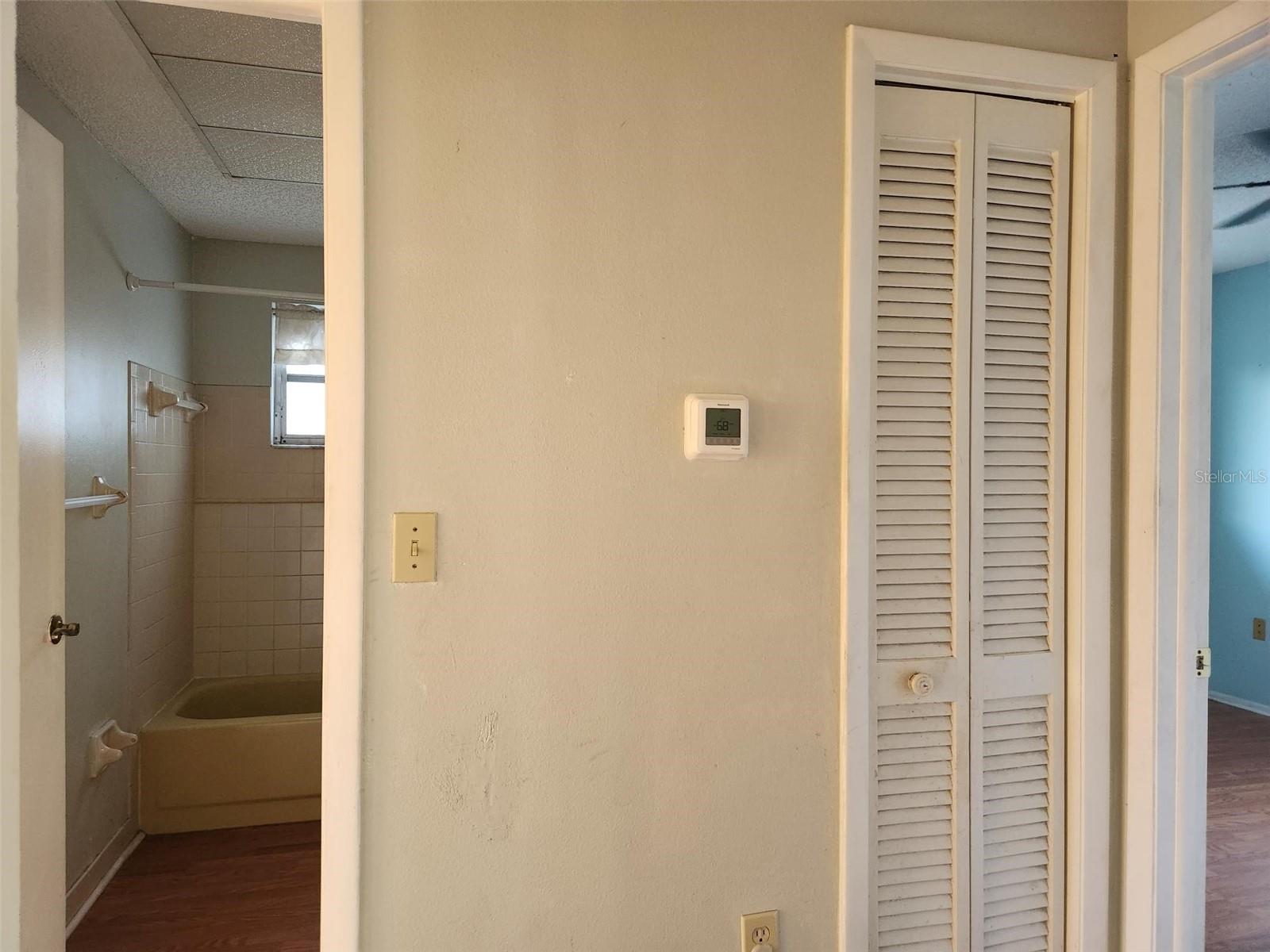 Image 13 of 23 For 8611 Sagewood Drive