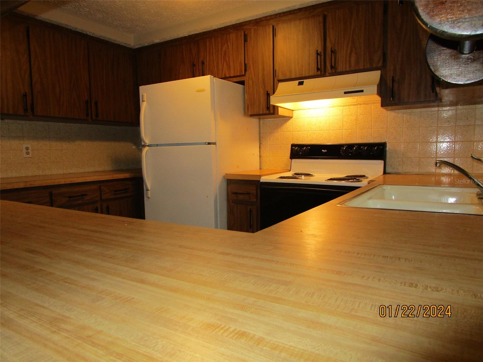 Image 6 of 17 For 8947 Cairo Lane