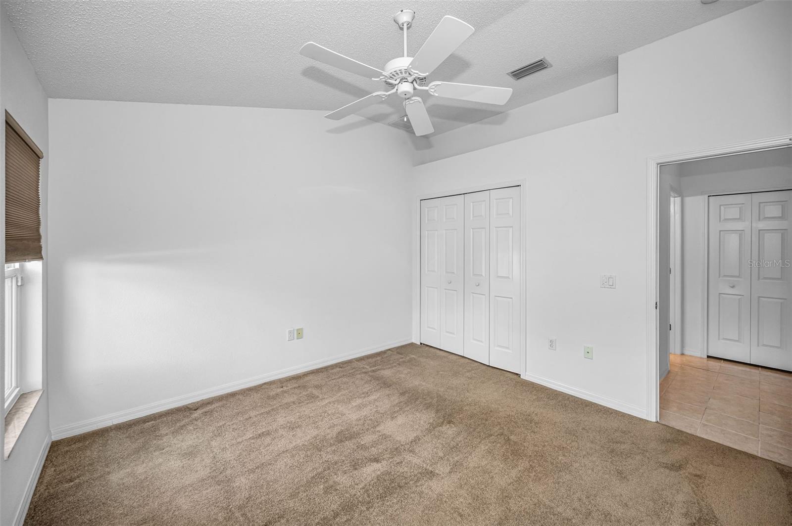 Image 28 of 100 For 1549 Arlington Oaks Court