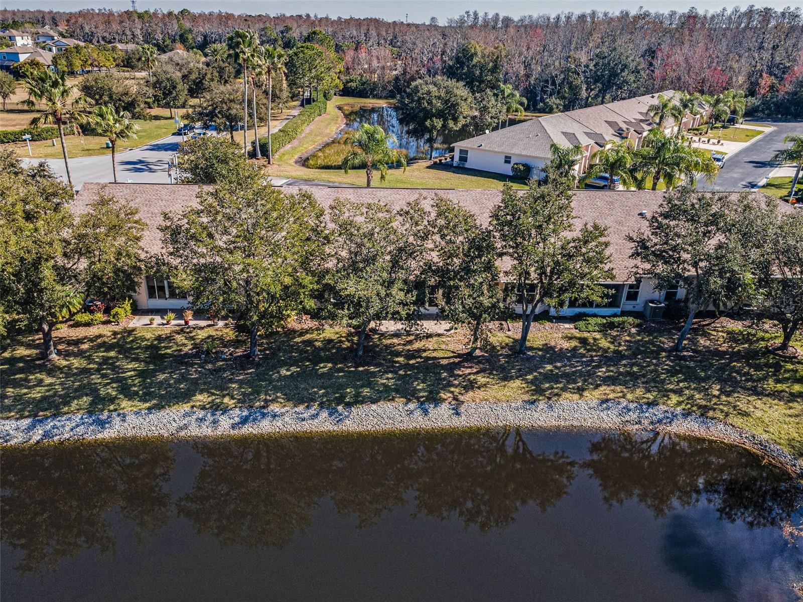 Image 44 of 100 For 1549 Arlington Oaks Court