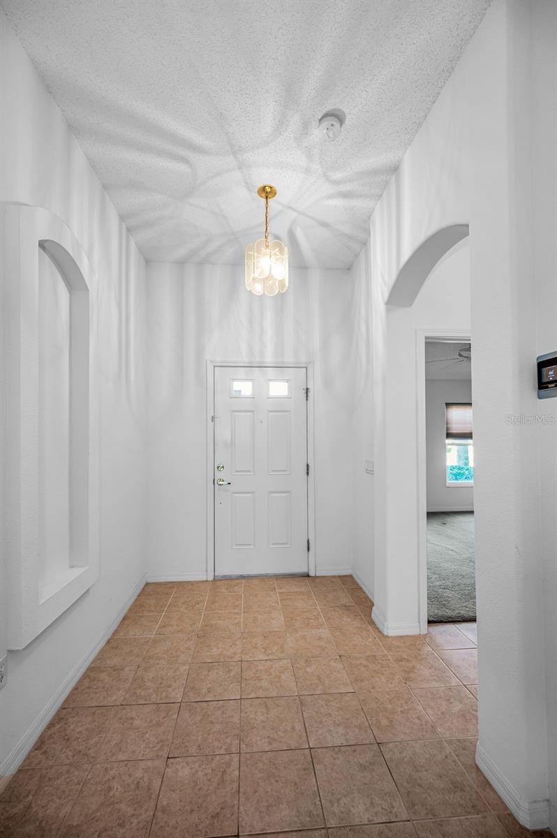 Image 6 of 100 For 1549 Arlington Oaks Court