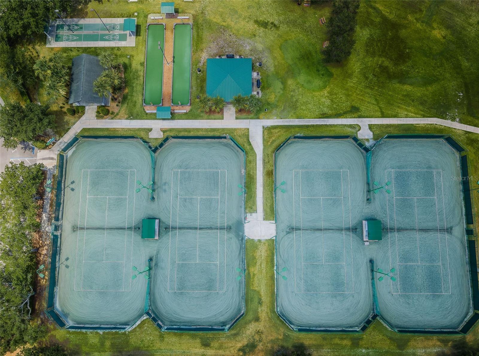 Image 92 of 100 For 1549 Arlington Oaks Court