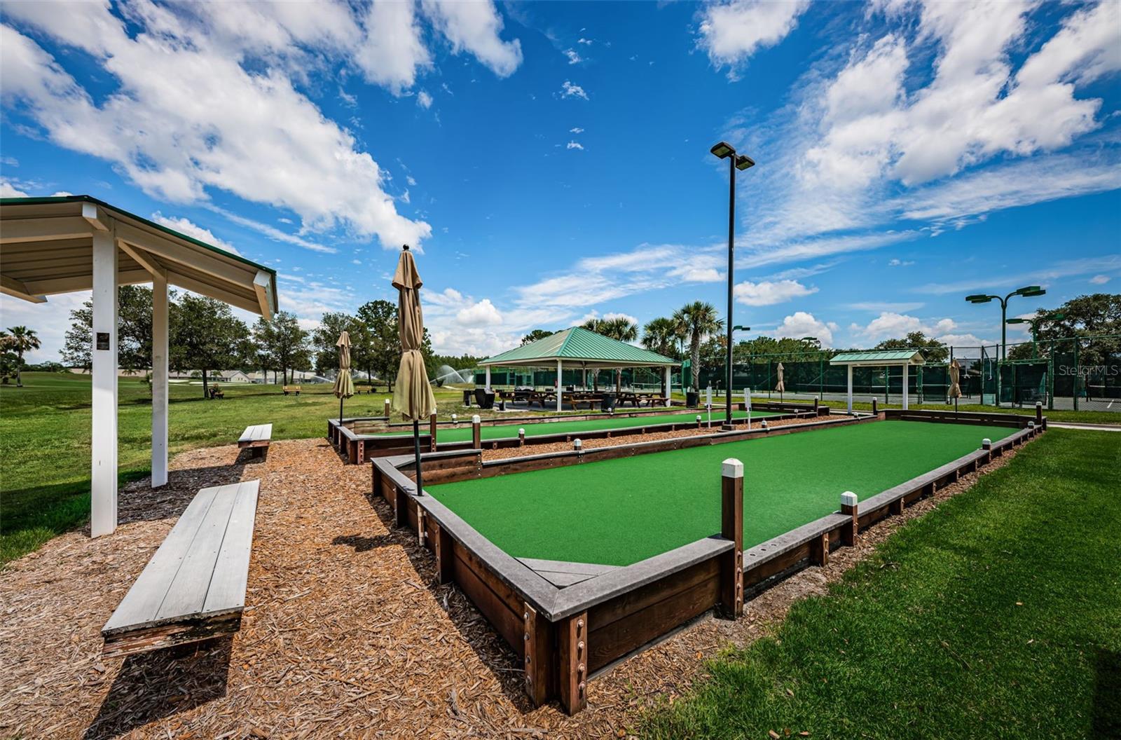 Image 96 of 100 For 1549 Arlington Oaks Court