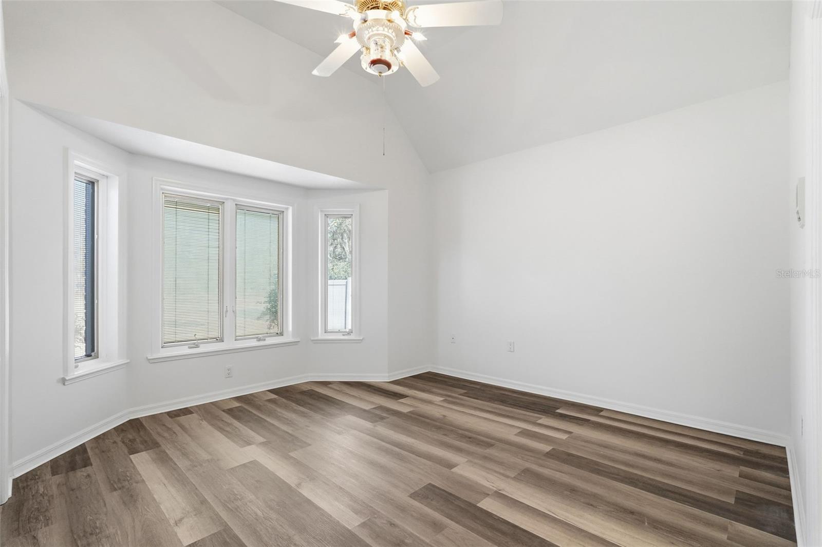 Image 40 of 80 For 4610 Southern Street